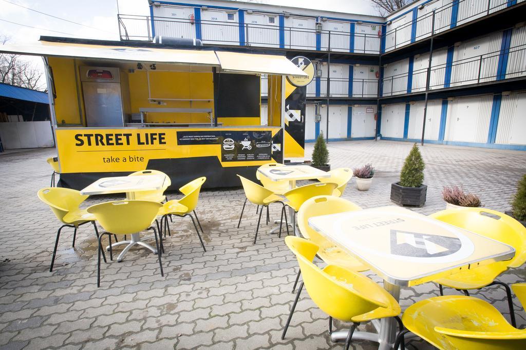 Hostel Metro Warschau Exterior foto