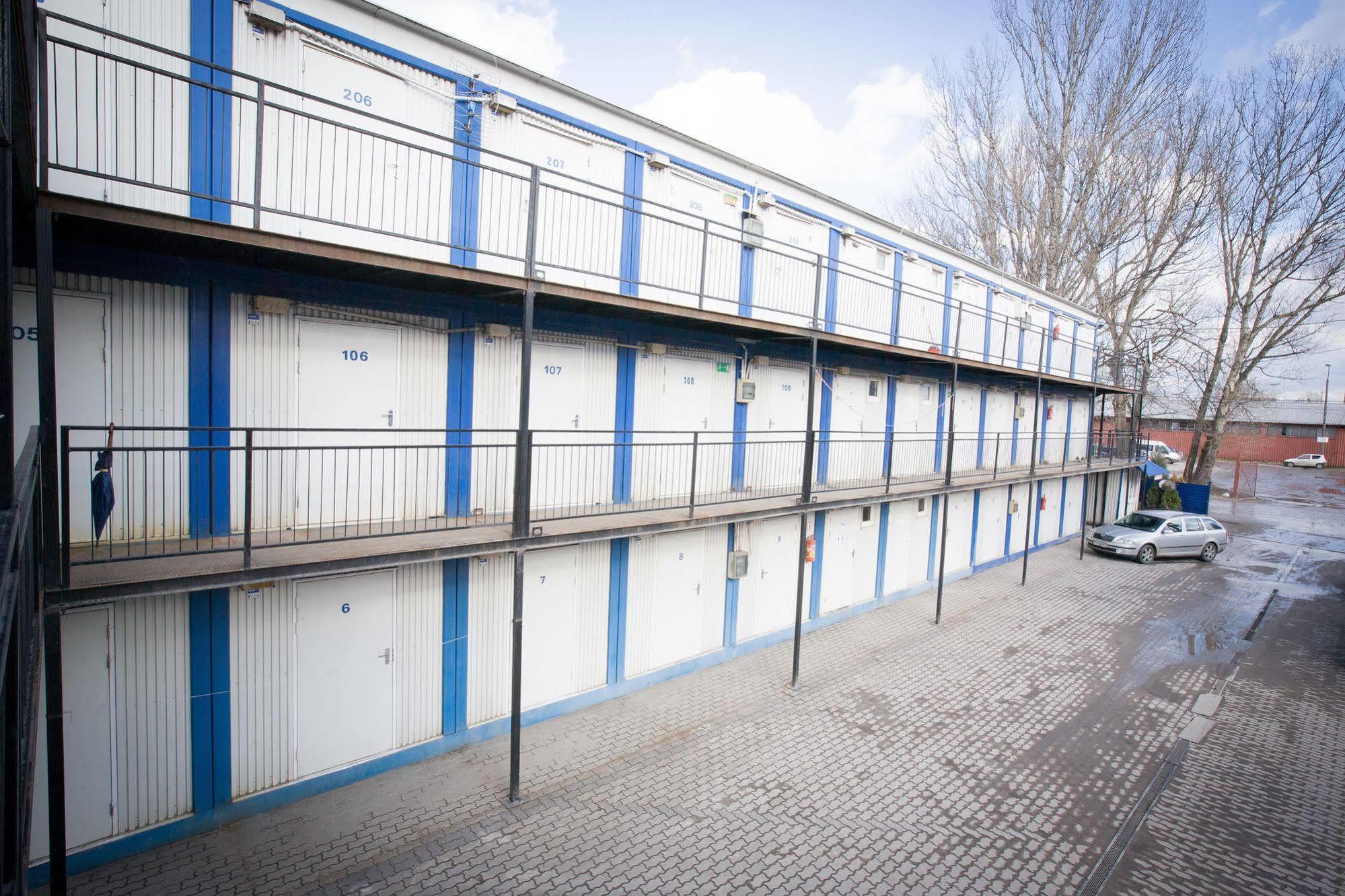 Hostel Metro Warschau Exterior foto